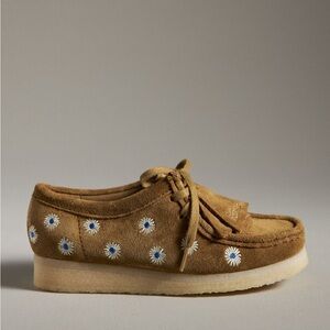 Clarks Wallabee Embroidered Shoes